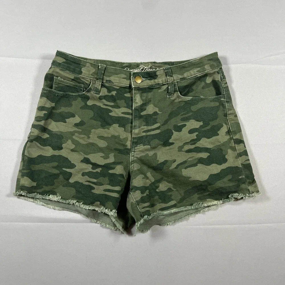 Universal Thread Shorts Womens 8X29 Multicolor Camouflage Midi High Rise Raw Hem